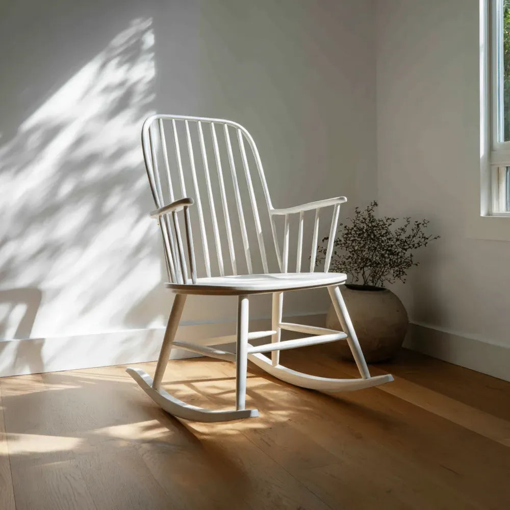 Wooden Rocking Chair 50x80x100 cm – Natural Finish – Classic Design
